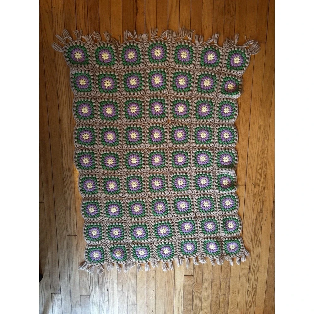 Handmade Crocheted Granny Square Colorful Flower Knit Afghan‎ Vintage Blanket